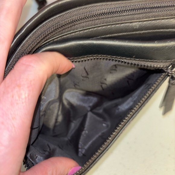 Simply Vera Vera Wang Black and Gray Floral Crossbody Bag - Picture 7 of 14